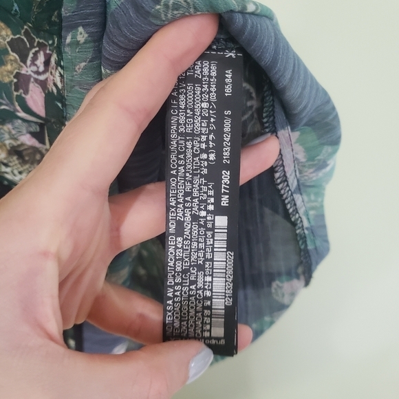 Zara Sheer Black and Green Floral Tunic Size Small - Picture 9 of 13